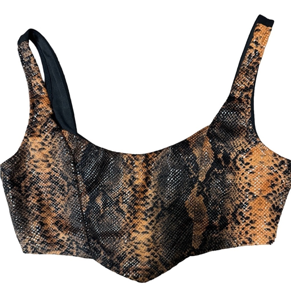Sz medium sexy tiger top
